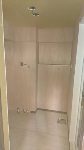 洗面所　施工中