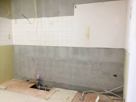キッチン解体後